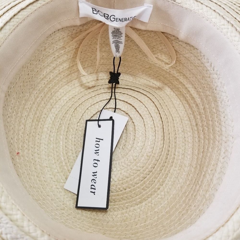 NWT BCBGeneration Pom Pom Floppy Sun Hat - Picture 2 of 6